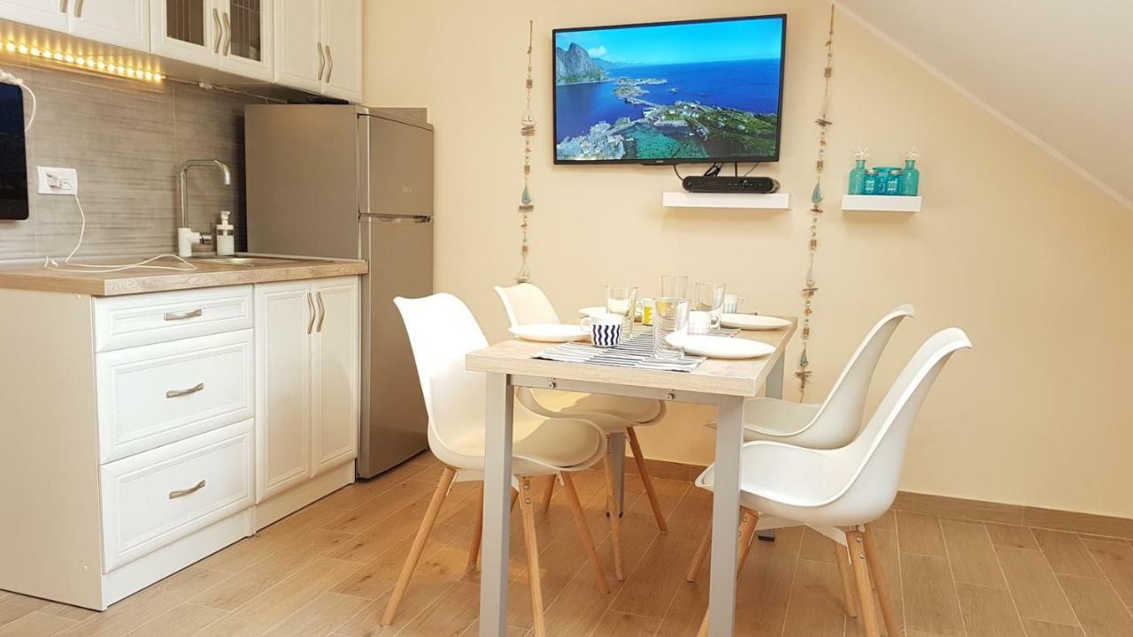 Monika Apartment Tivat Exterior photo